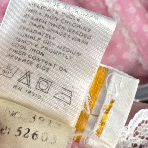 Vintage 80s Barbizon Pink Satin Lingerie Set Lace Trim Robe & Slip Size Large - Picture 7 of 13